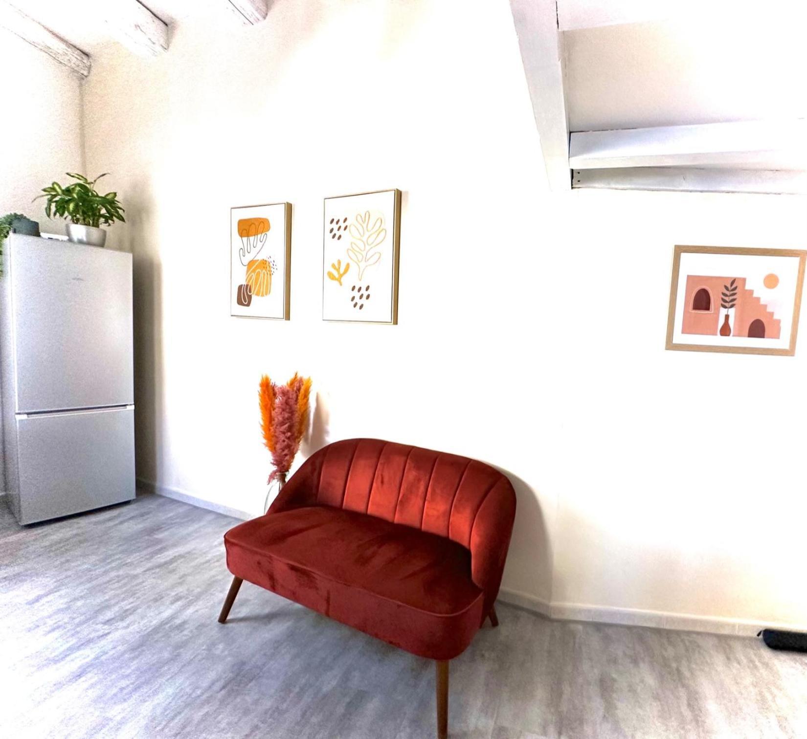 Maison De Village Sur Les Chemins De Compostelle Saint-Gilles  Esterno foto
